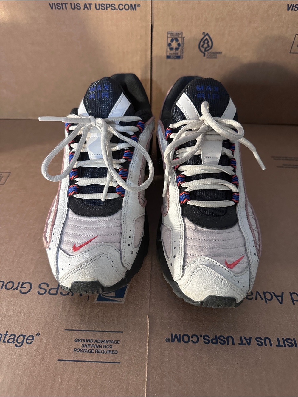 Nike White/cream Athletic Max Air Sneakers